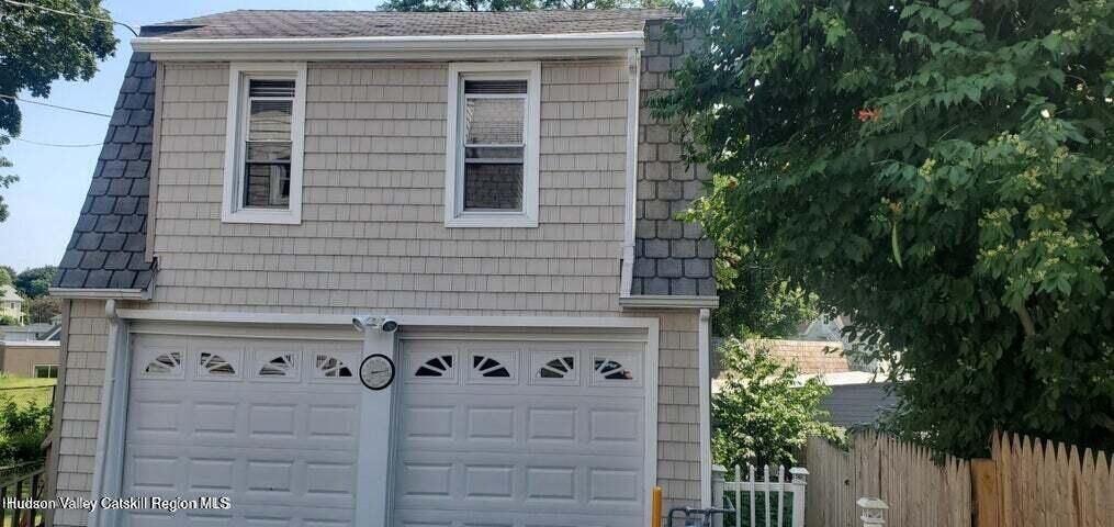Property Photo:  10 Hemlock  NY 12401 