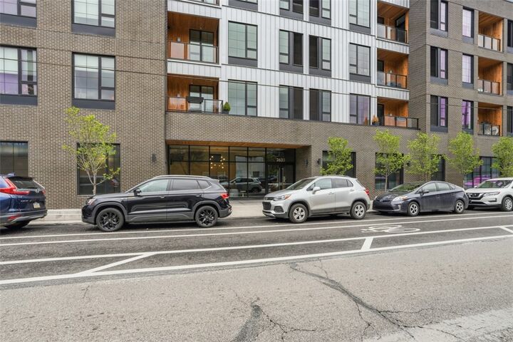 Property Photo:  2635 Penn Ave 212  PA 15222 