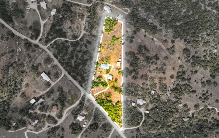 Property Photo:  309 Oakwood Loop  TX 78666 