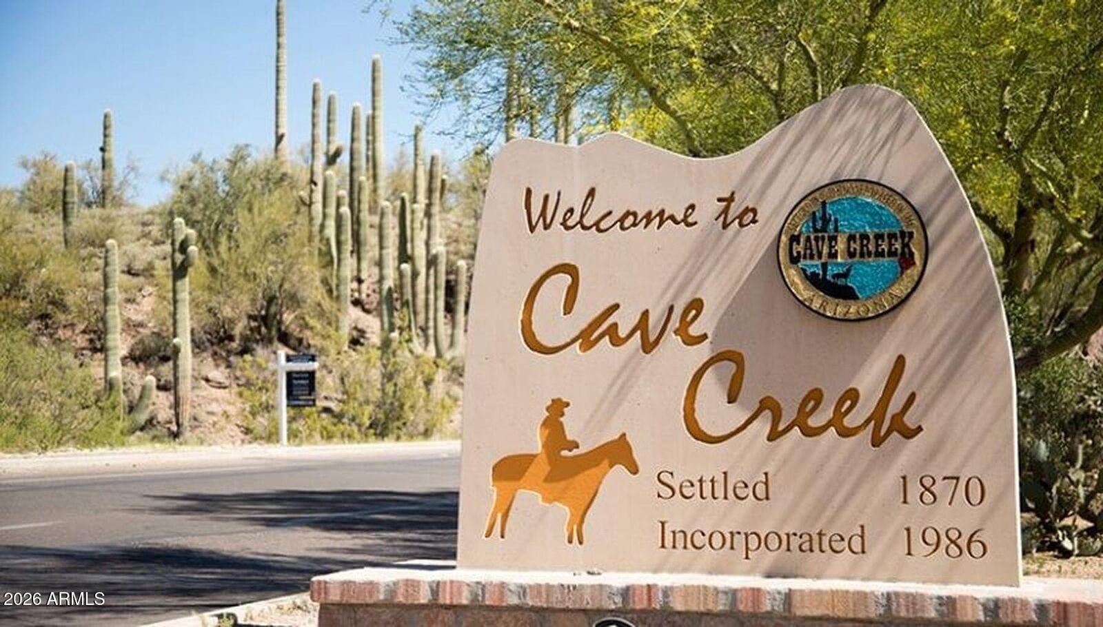 Property Photo: 39955 N Echo Canyon Drive AZ 85331
