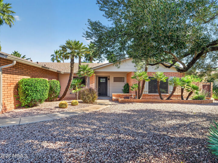 Property Photo:  5012 E Winchcomb Drive  AZ 85254 