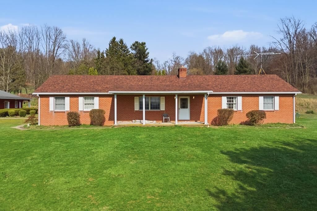 Property Photo:  1283 Township Road 685  OH 44805 