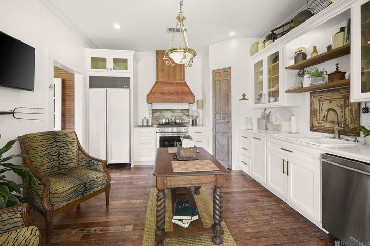 Property Photo: 225 N Range Ave LA 70726