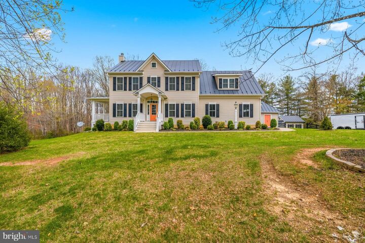 Property Photo:  7135 Leeds Manor Road  VA 20115 