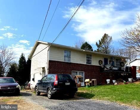 Property Photo:  202 Old Martinsburg Road  WV 25443 