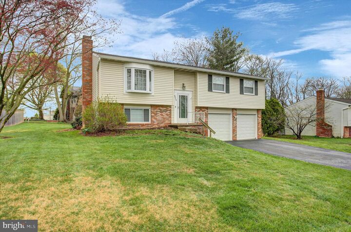 Property Photo:  9423 Highlander Court  MD 21793 