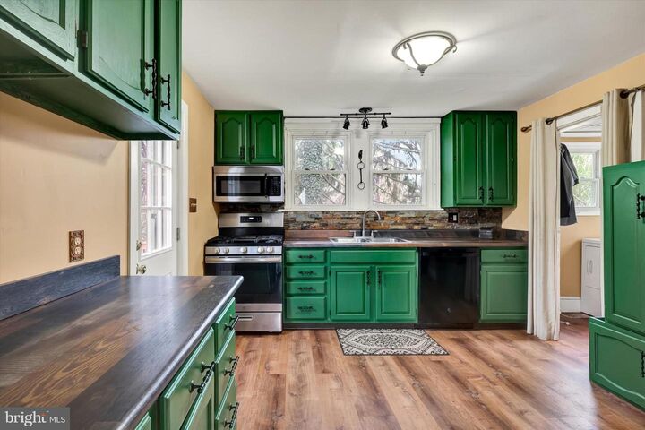 Property Photo:  803 Pughtown Road  PA 19475 