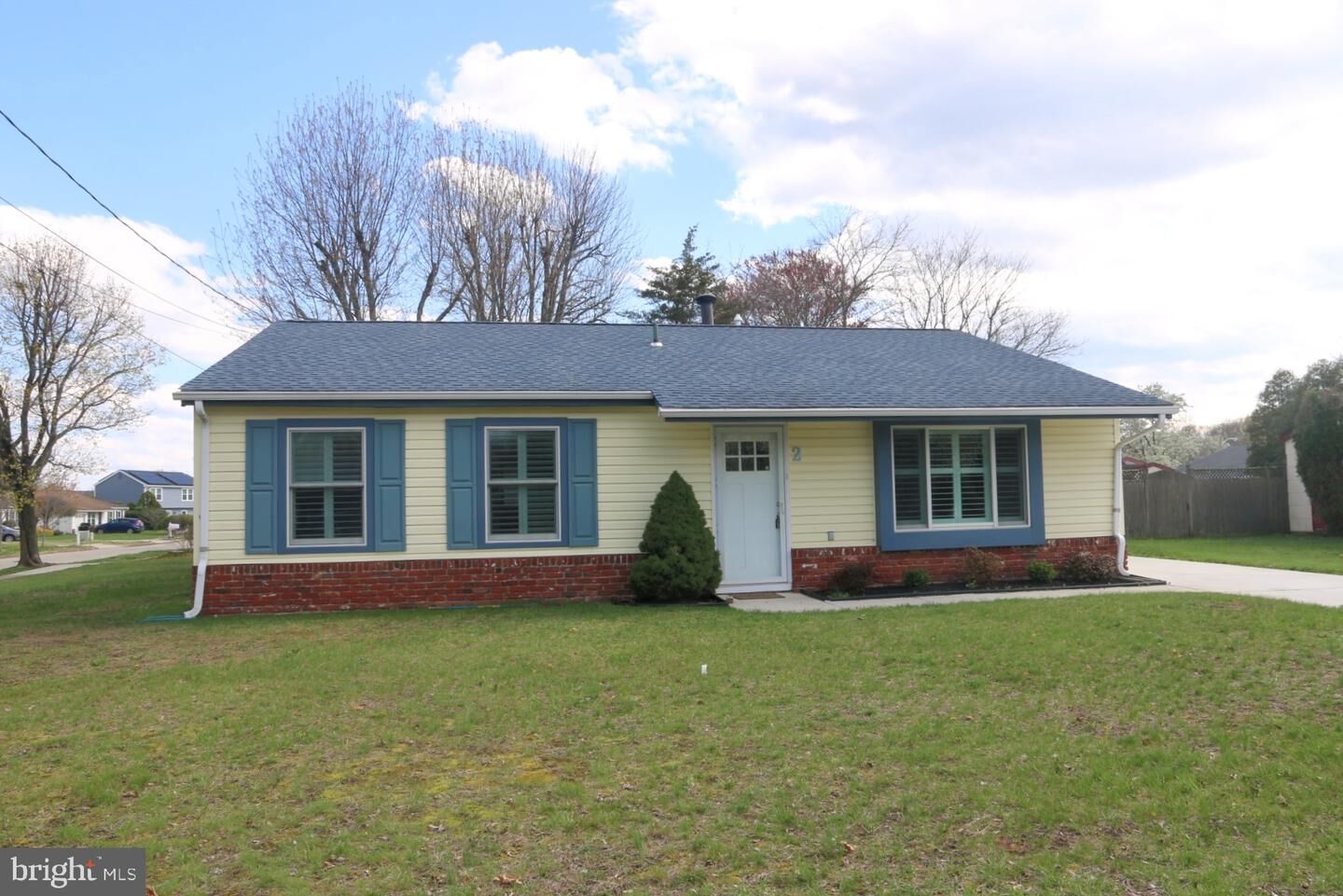 Property Photo:  2 Arcturus Drive  NJ 08080 