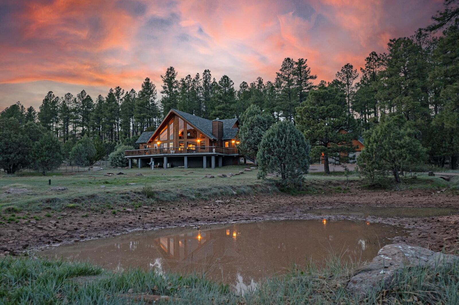 Property Photo:  746 W Sleepy Hollow Lane  AZ 85541 