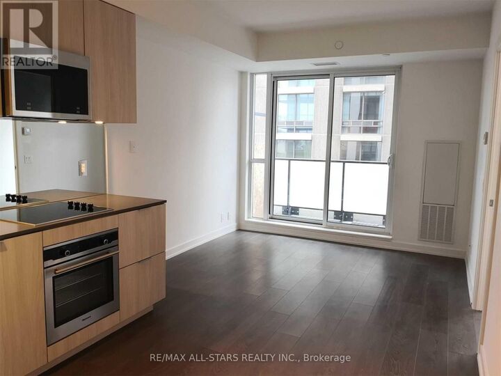 Property Photo:  609 Avenue Road 1001  ON M4V 0B1 