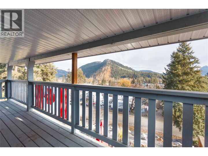 Property Photo: 2138 Catt Avenue BC V0E 2G0