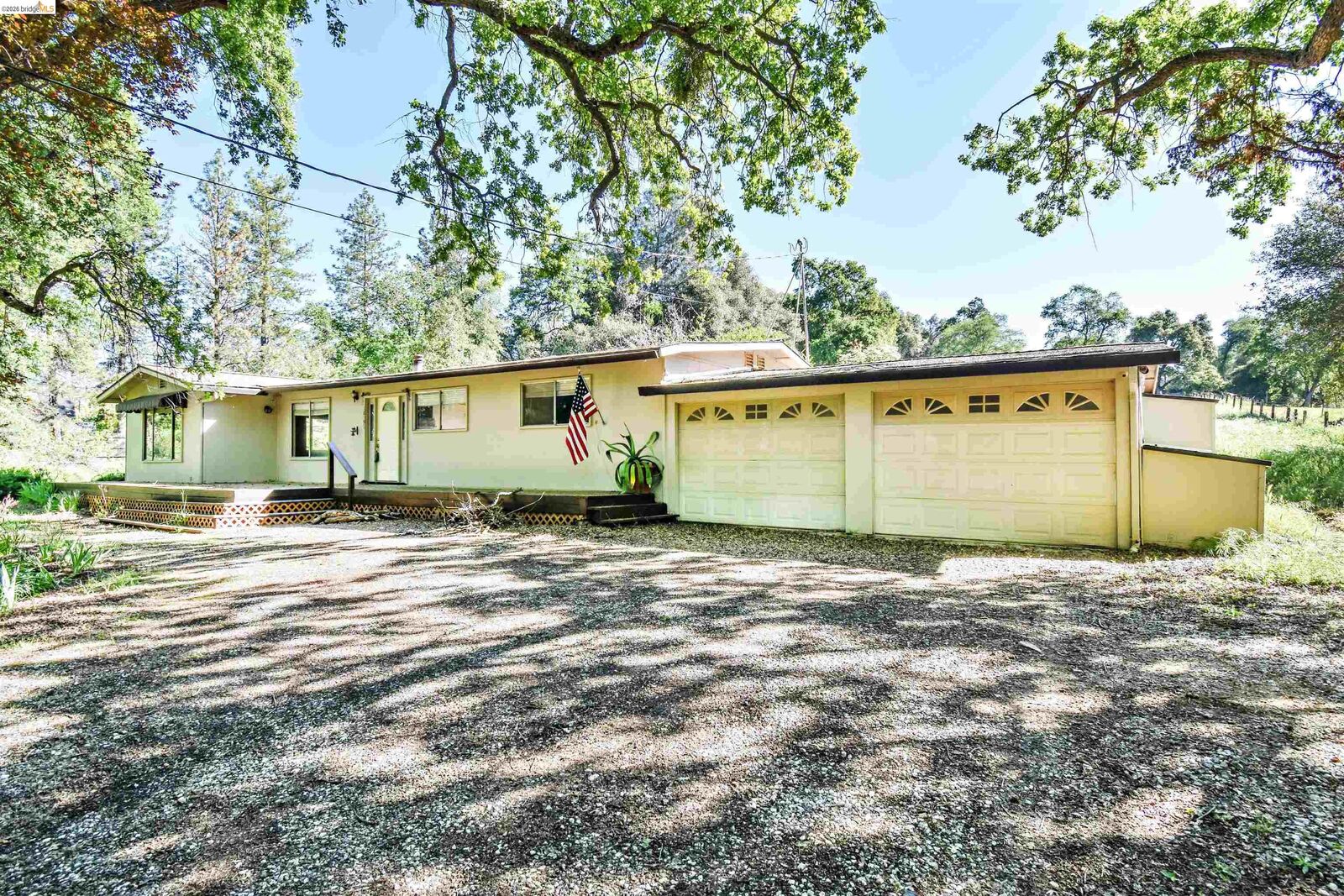 Property Photo:  18191 Woodham Carne Rd  CA 95370 