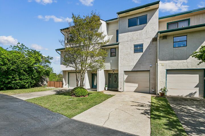 Property Photo:  810 Eglin Parkway 14  FL 32547 