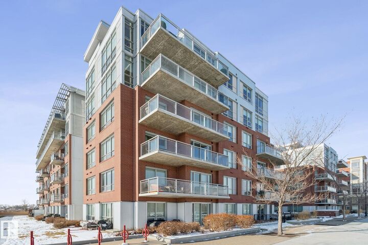 Property Photo: #321 63 Inglewood Park AB T2G 1B7