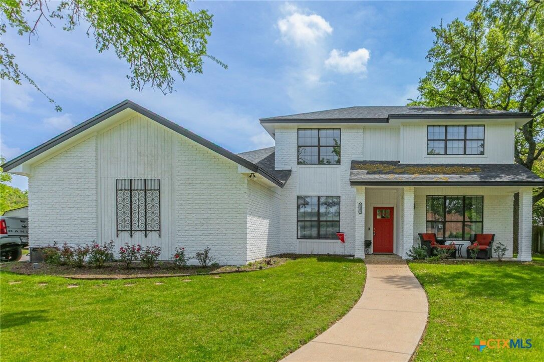 Property Photo: 2605 Canyon Creek Drive TX 76502