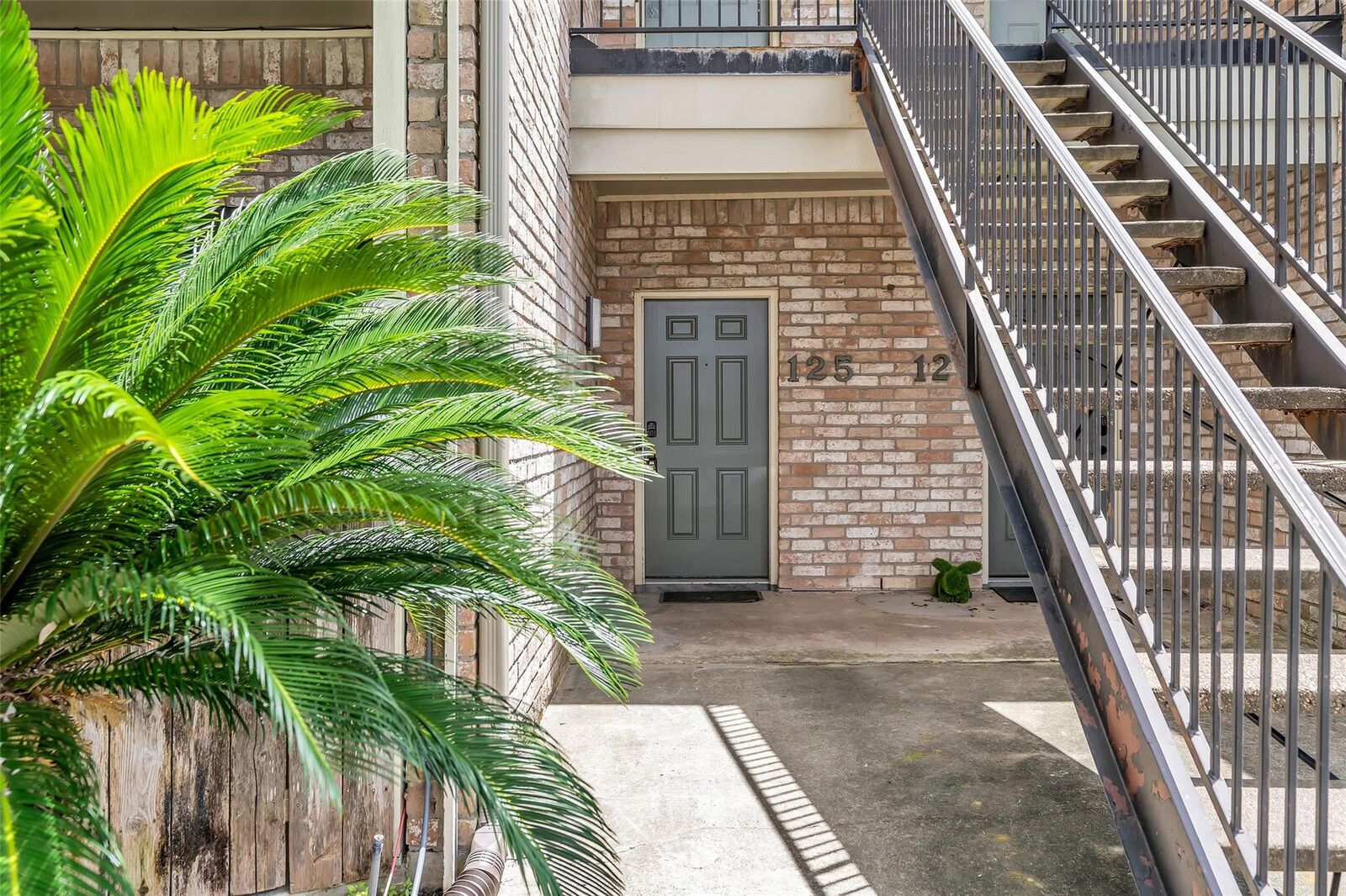 Property Photo: 8100 Cambridge Street 125 TX 77054