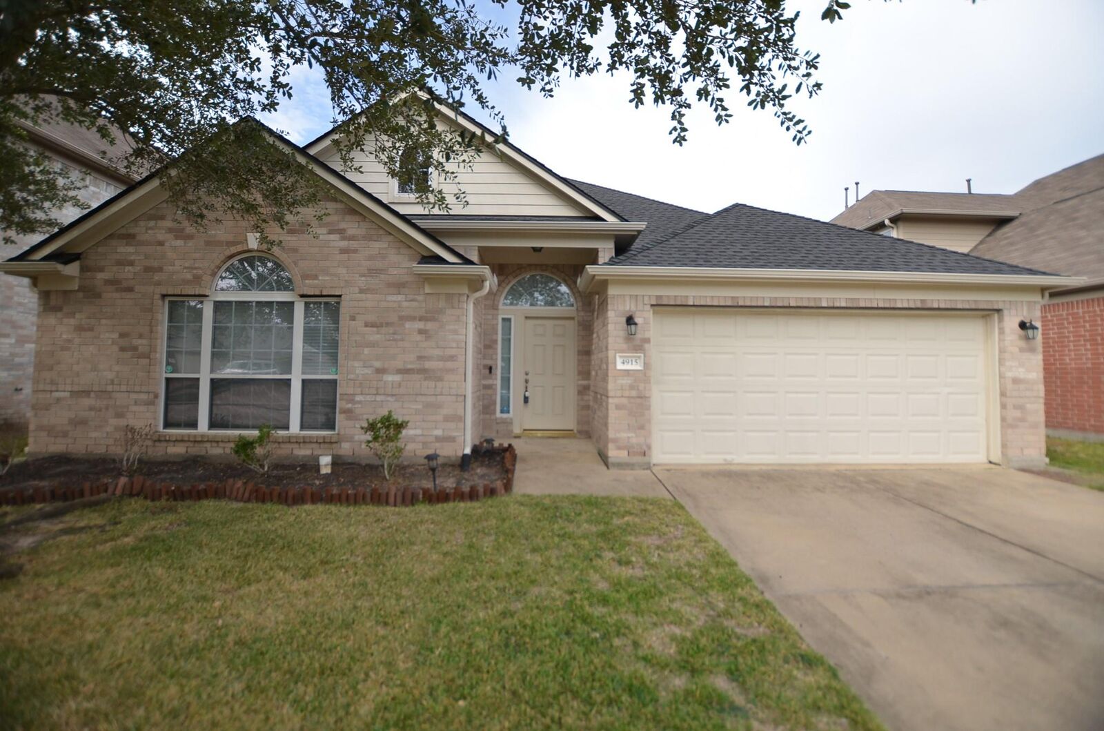 Property Photo: 4915 Ibis Lake Court TX 77449