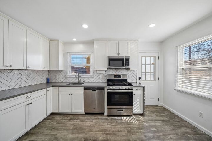 Property Photo:  847 Dennis Pl  NJ 07036 