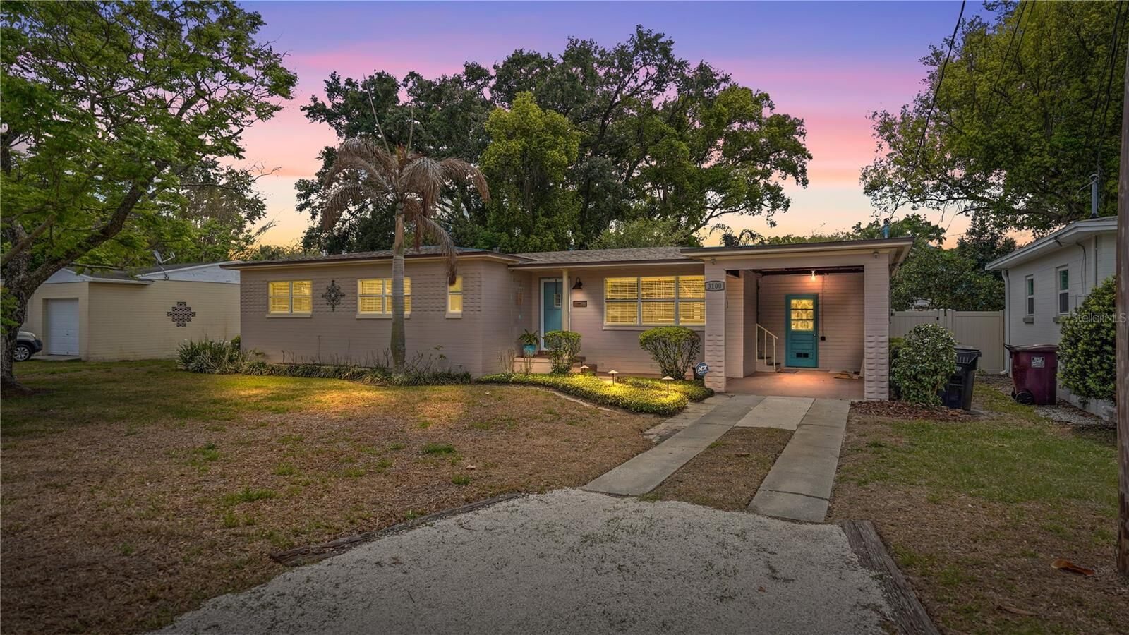 Property Photo:  3100 Hargill Drive  FL 32806 