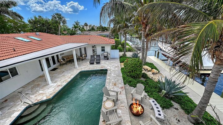 Property Photo:  531 Wedge Lane  FL 34228 