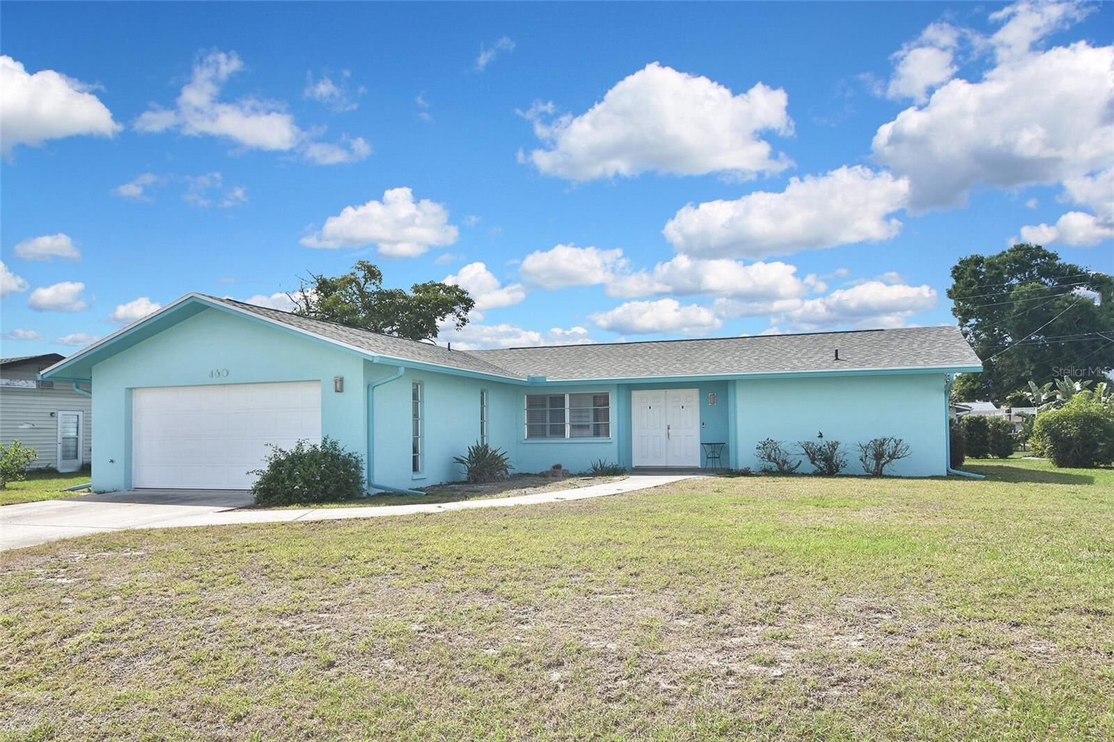 Property Photo: 430 Clover Road FL 34293