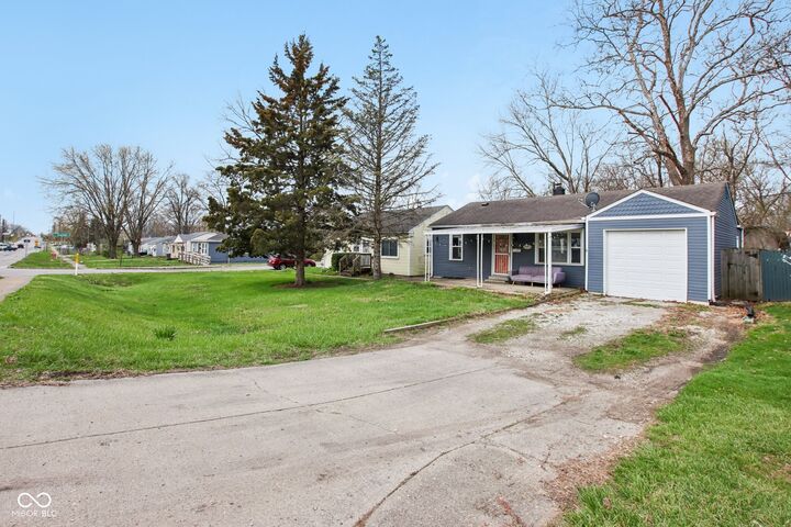 Property Photo:  506 S Arlington Avenue  IN 46219 