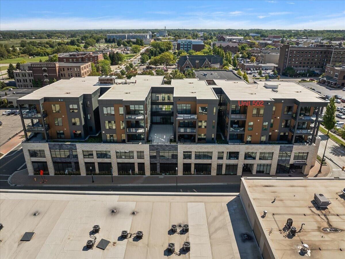 Property Photo:  159 S River Avenue 502  MI 49423-2863 