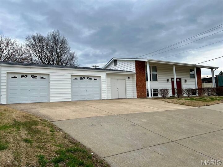 Property Photo: 1342 Caulks Hill Road MO 63304