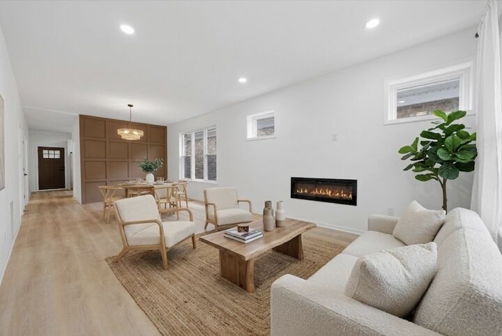 Property Photo:  6029 S Artesian Avenue  IL 60629 