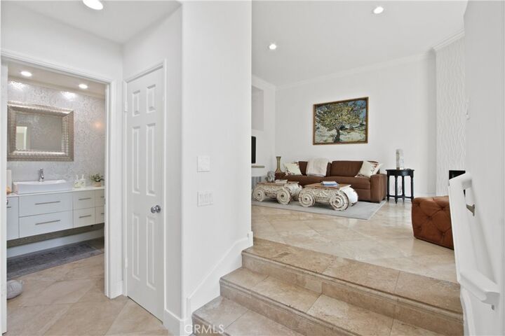 Property Photo:  19355 Maidstone  CA 92648 