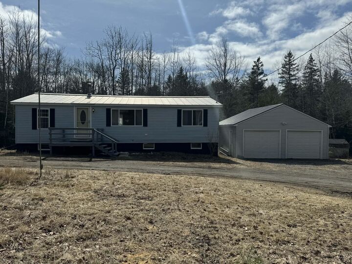 Property Photo:  141 Cross Road  ME 04640 