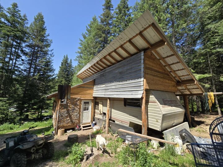 Property Photo:  4886 Getna Way  WA 99173 