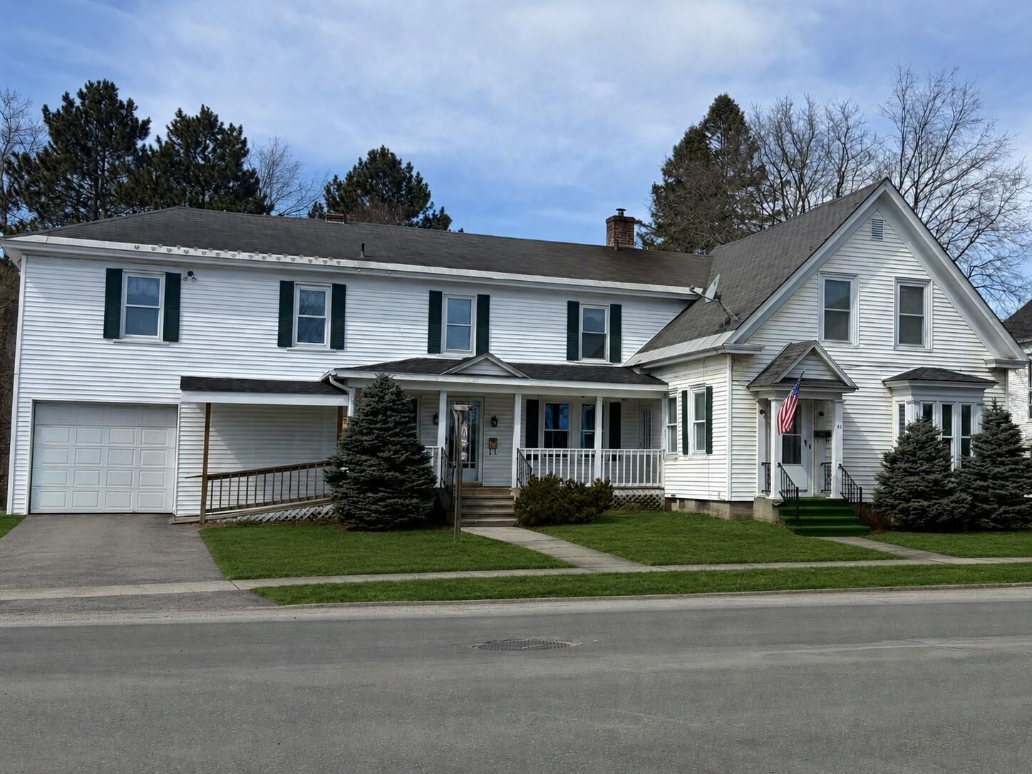 Property Photo:  141 Main Street  NH 03576 