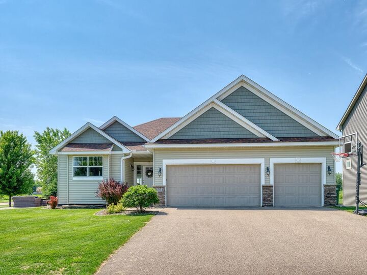 Property Photo:  6024 158th Street W  MN 55124 