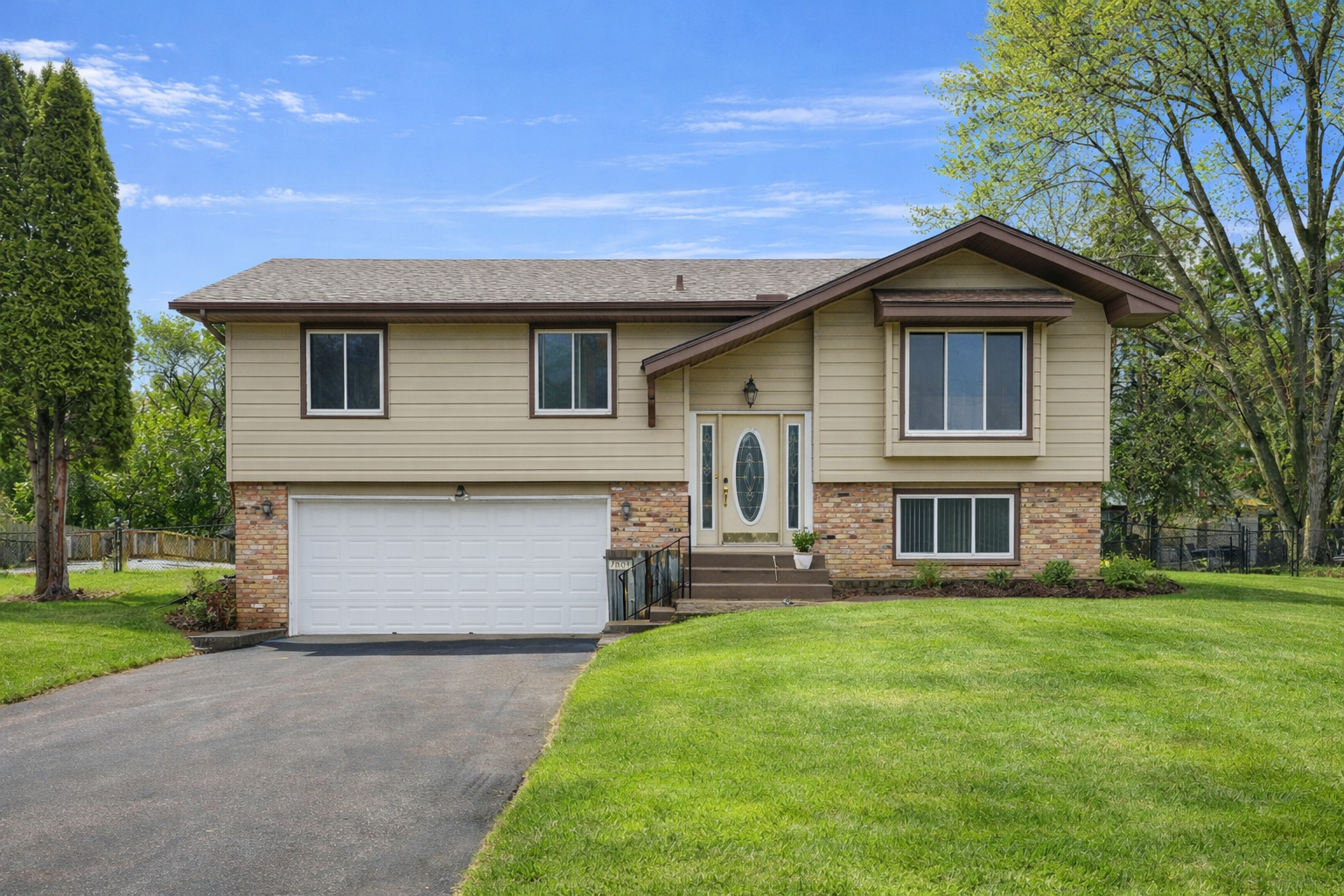Property Photo:  7808 Shingle Creek Drive  MN 55443 