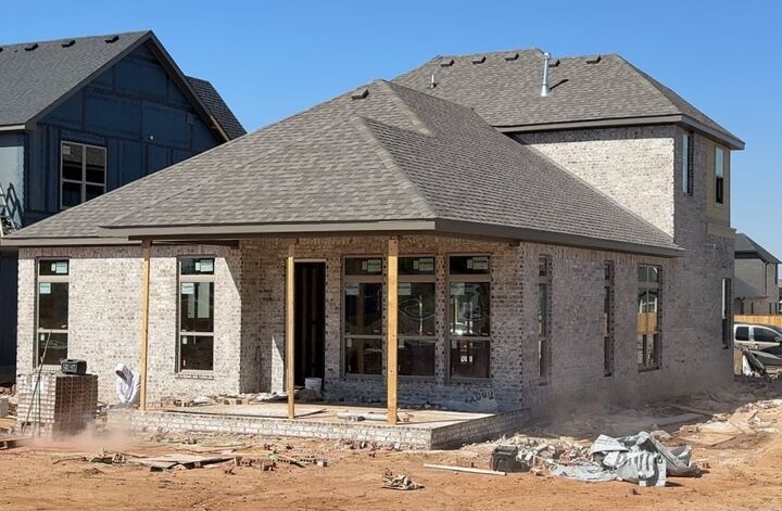 Property Photo:  3105 S 14th Place  AR 72758 