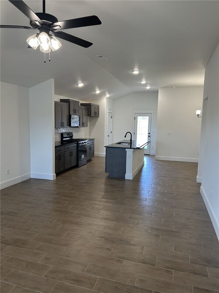 Property Photo:  1716 Farmer Street  AR 72751 