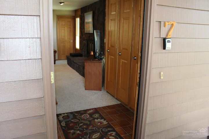 Property Photo: 57307 Beaver Ridge Loop 7D OR 97707