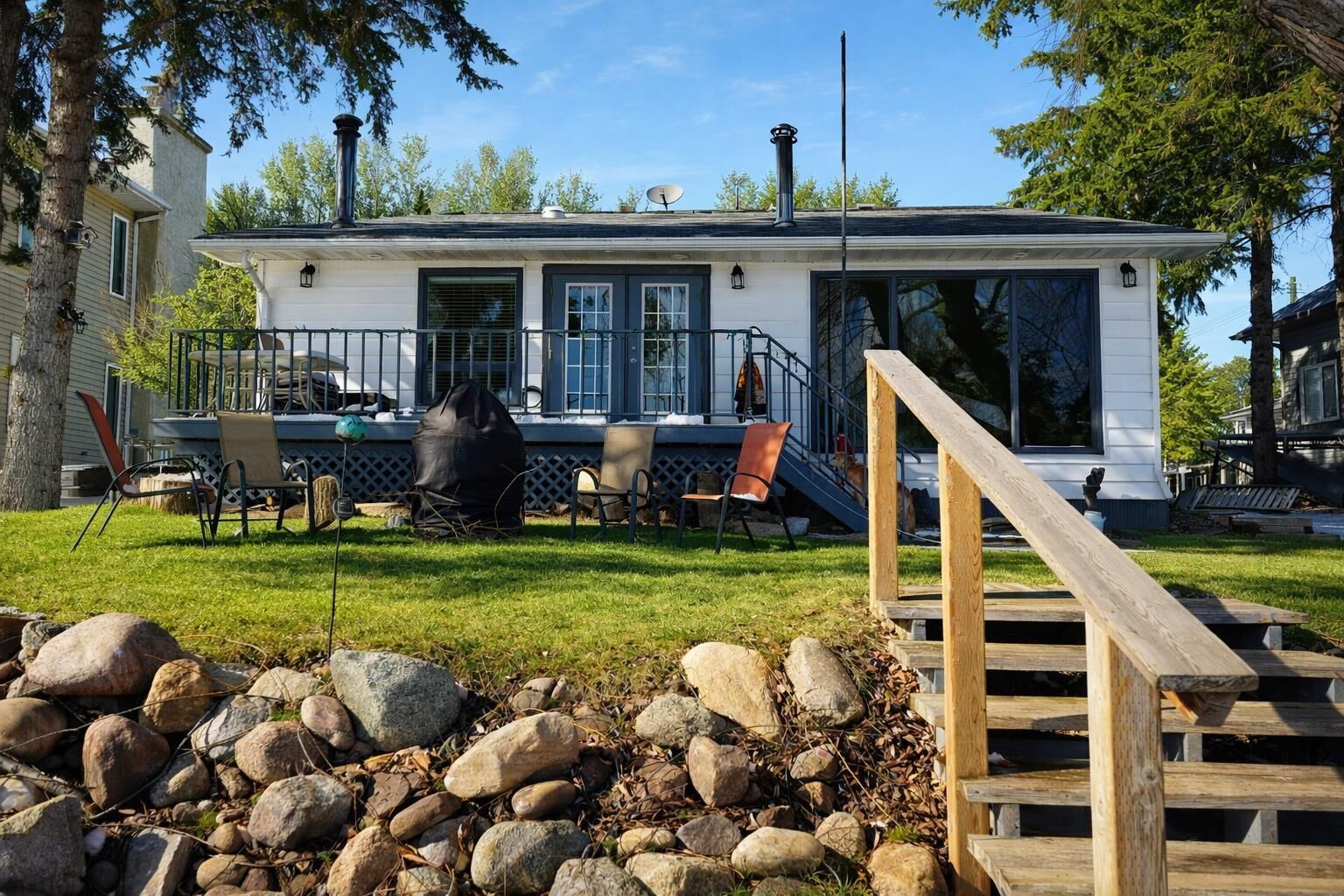 Property Photo: 707 7 Street AB T0E 1V0