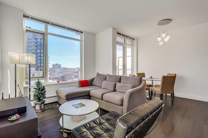 Property Photo: 1500 7 Street SW 908 AB T2R 1A7