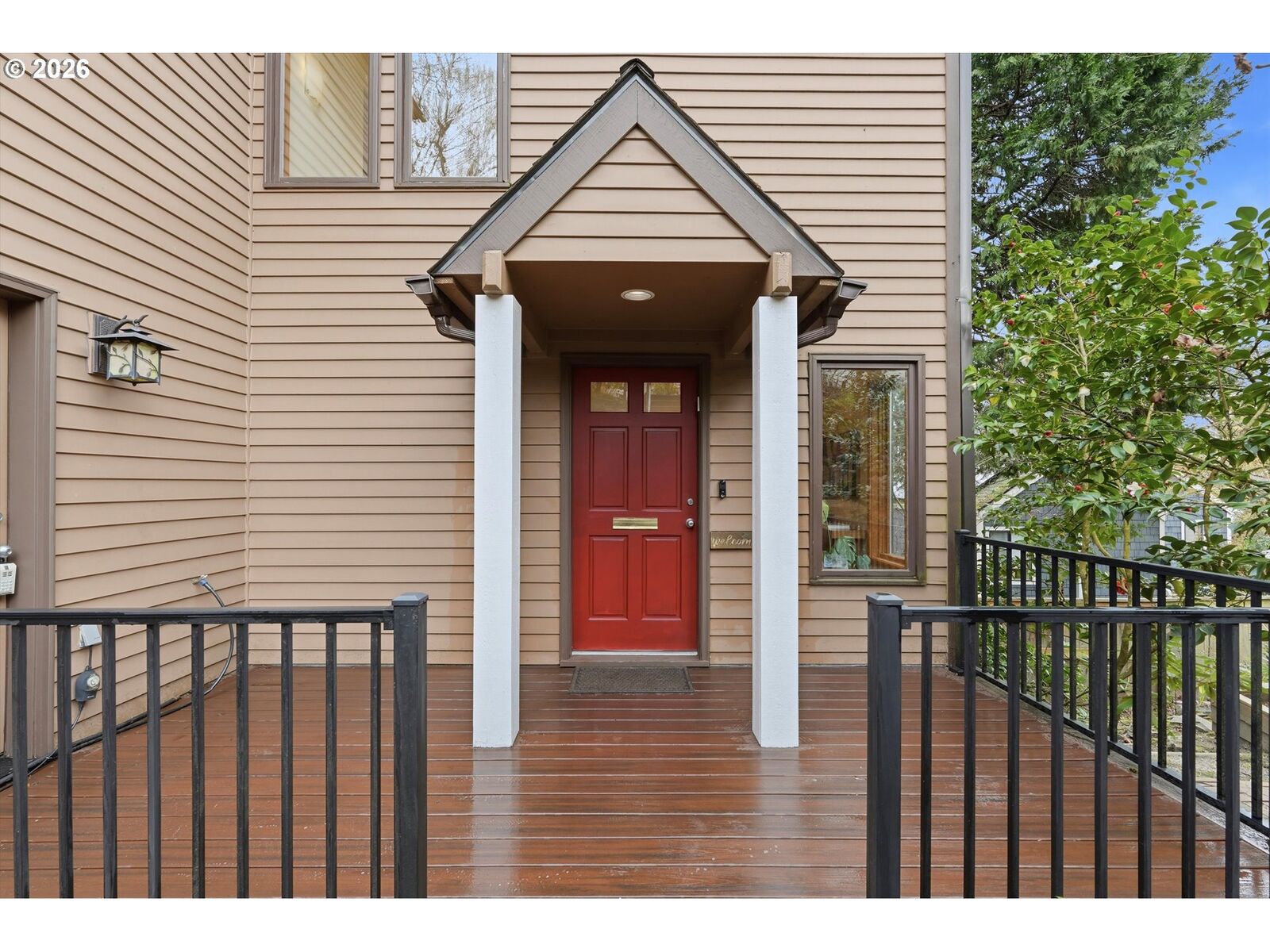 Property Photo:  2935 NW Thurman St  OR 97210 