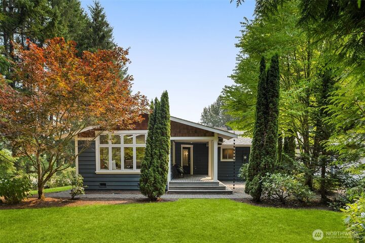 Property Photo:  17030  174th Avenue NE  WA 98072 