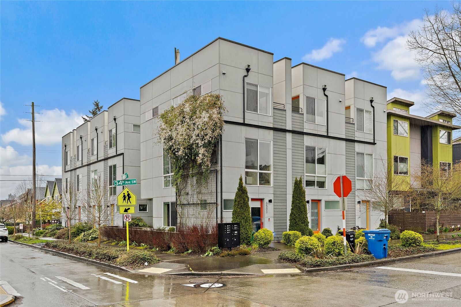 Property Photo:  6500  34th Avenue SW  WA 98126 