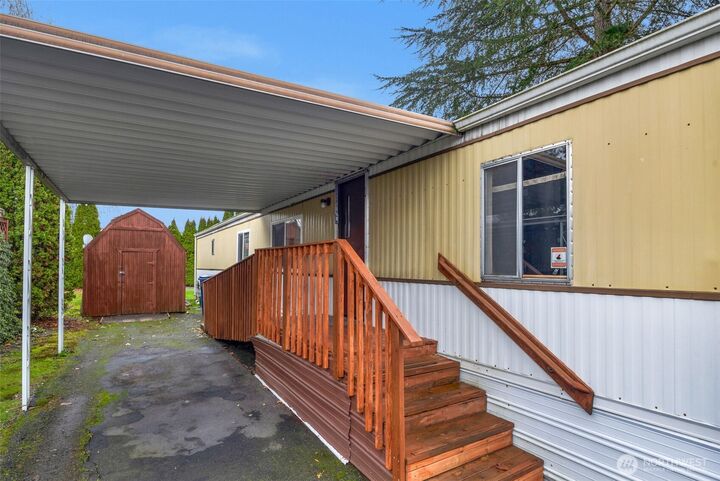 Property Photo:  5900  64th Street NE 70  WA 98270 