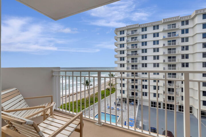 Property Photo:  3215 S Ocean Boulevard 509  FL 33487 