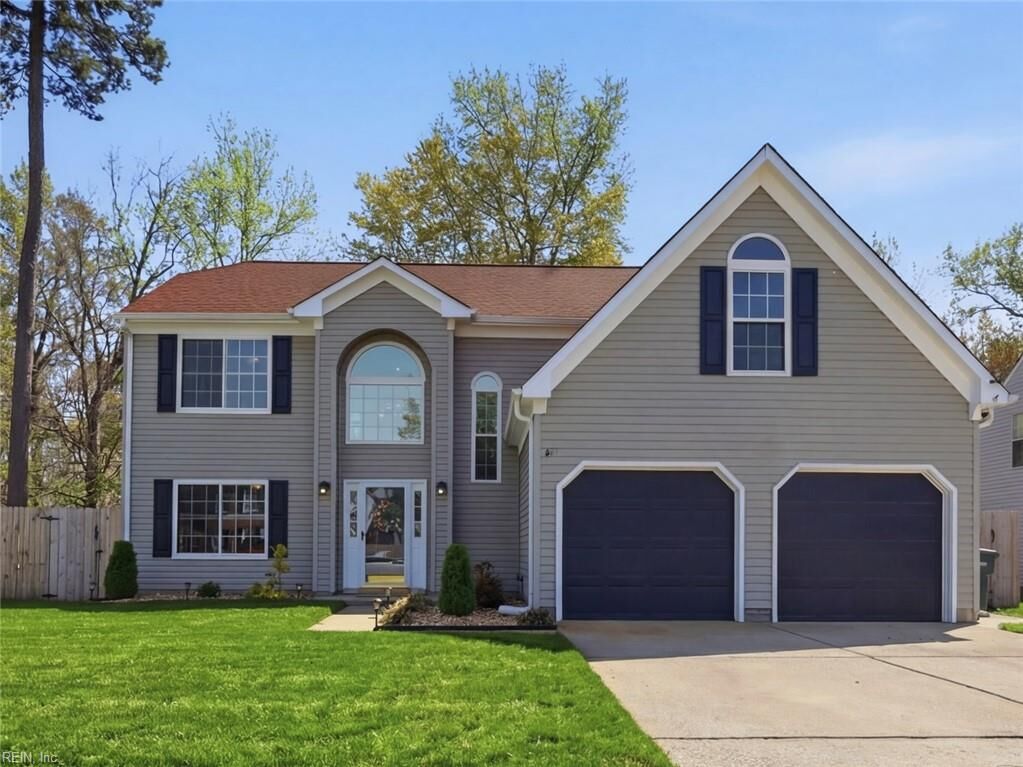 Property Photo:  813 Sheffield St  VA 23666 