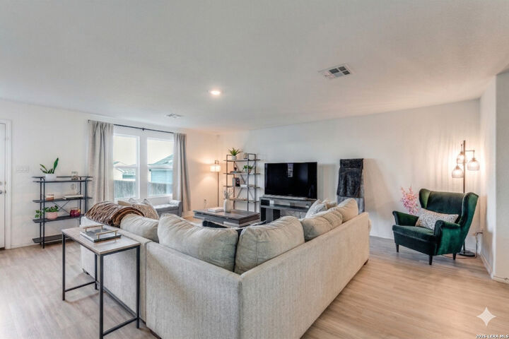 Property Photo:  5319 Devils Ridge  TX 78109 