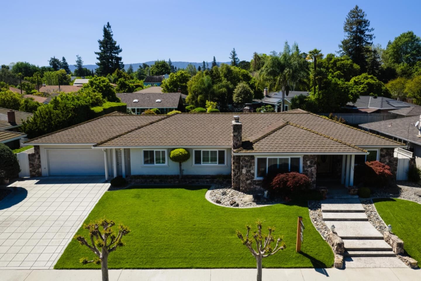 Property Photo: 1588 Robsheal Drive CA 95125