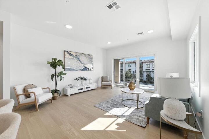 Property Photo:  560 El Camino Real 201  CA 94070 
