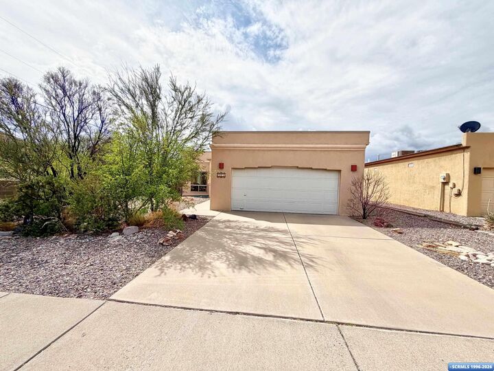 Property Photo:  401 Chavez Lane  NM 88061 
